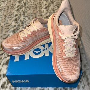 HOKA Clifton 9 Running Shoes
